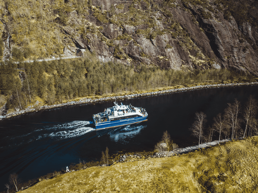 Bergen: Mostraumen Fjord & Waterfall Cruise - Booking, timing, and small practical details
