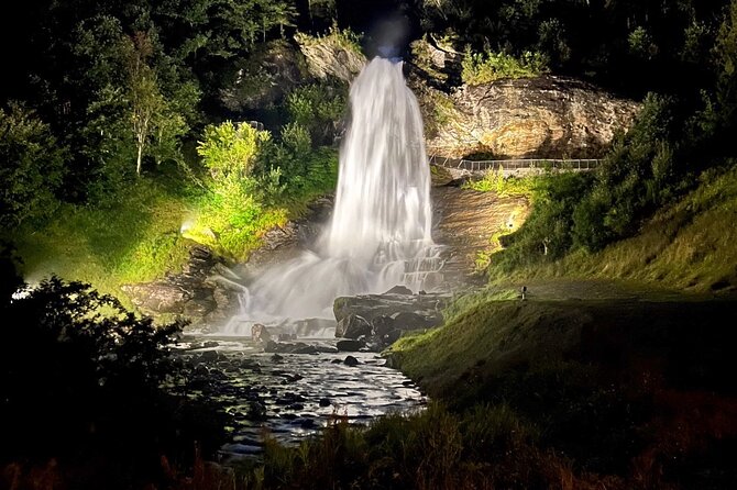 Bergen : Private Waterfalls and Wonders Tour in Norway - Leaving Bergen for Voss and the first waterfall