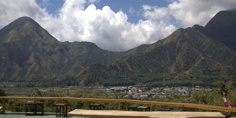 Best of Lombok: Tribe Villages, Traditions & Waterfalls - Sendang Gile: the first waterfall walk