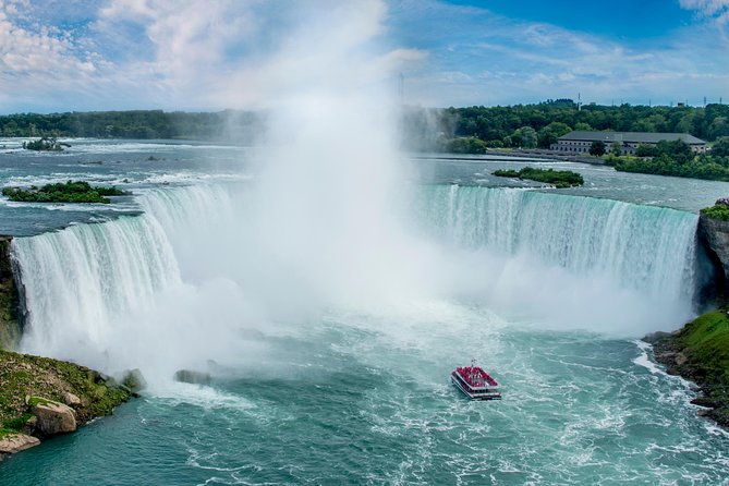 Best of Niagara Falls Canada Premium Tour: Behind Falls and Boat - The Floral Clock and Dufferin Islands