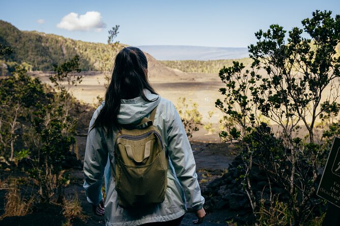 Big Island Highlights: Coffee, Volcano, Black Sands & Waterfall - Punaluʻu Bake Shop and black sand