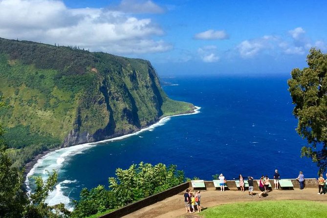 Big Island in a Day: Volcanoes Waterfalls Sightseeing and History - Hilo, Rainbow Falls, and Akaka Falls