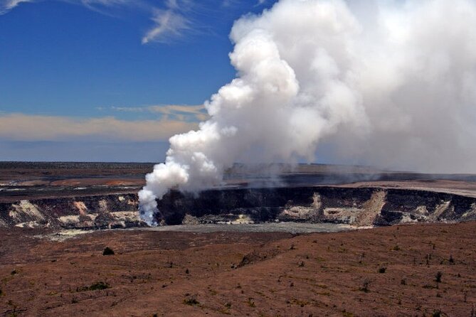 Big Island Scenic Tour: Volcano HiloTown Waterfalls Beach & Lunch - Starting with Kilauea at Hawaii Volcanoes National Park