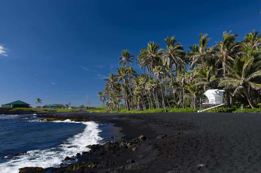 Big Island: Volcano, Black Sand Beach, Waterfall, with Lunch - Key points to know before booking