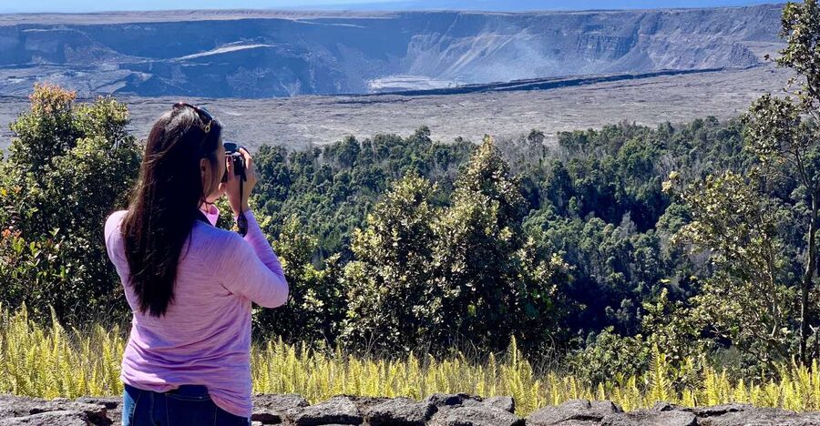Big Island: Volcanoes, Waterfalls, & Coffee Farm Day-Trip - Waipio Valley opens the day with a grand view