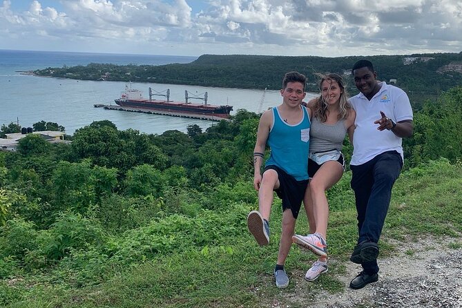 Blue Hole and Dunn's River Falls Private Tour from Montego Bay - Why the private driver makes a difference