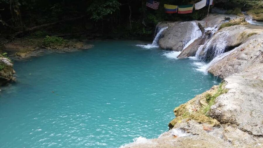 Blue Hole, Secret Falls, and Dunn's River Falls Combo Day-Tr - What to pack for a wet Jamaican day