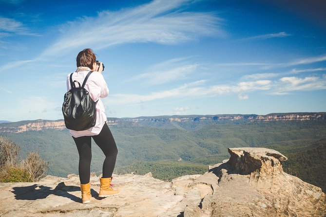 Blue Mountains Day Tour With Bushwalks, Waterfalls & Featherdale - Wentworth Falls and the first bushwalk