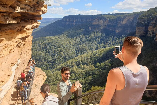Blue Mountains Small Group Tour with Waterfall Walk & Fresh Lunch - Lunch tastes better after the climb