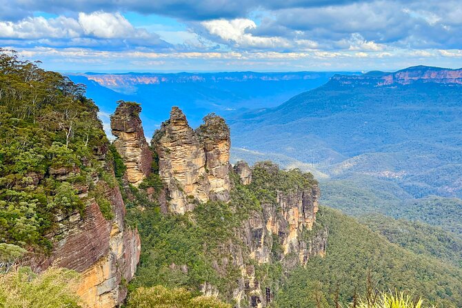 Blue Mountains Small Group Tour with Waterfall Walk & Fresh Lunch - The early start from George Street