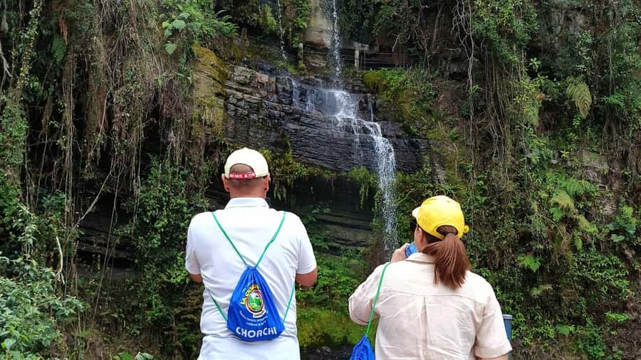 Bogota: La Chorrera Waterfall Guided Hike and Guadalupe Hill - Cueva de los Monos and the high mountain view