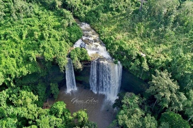 Boti Falls, Umbrella Rock, Aburi Gardens & Cocoa Farm Day Tour - Reaching Boti Falls in the Eastern Region