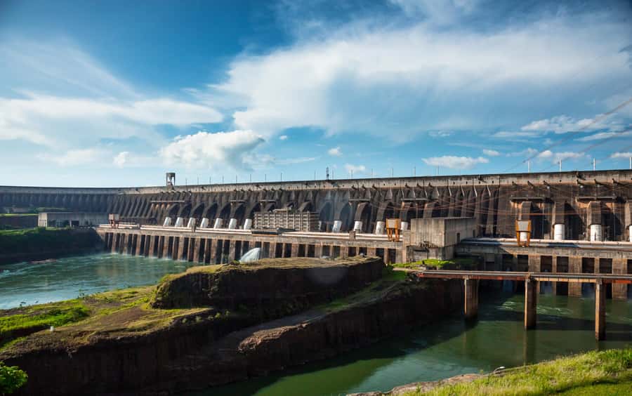 Brazilian Falls, Bird Park and Itaipu Dam - The Brazilian side of Iguassu Falls