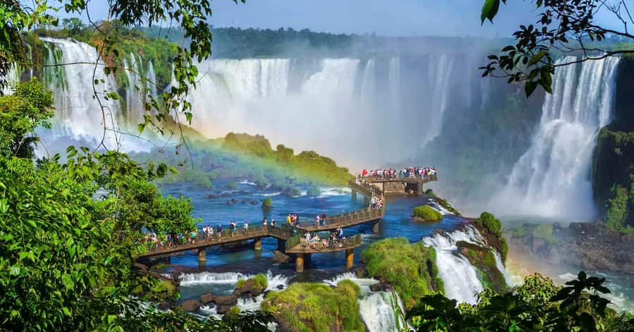 Buenos Aires: Iguazu Falls Private Day Trip with Airfare - The 4:00 AM start and airport handoff