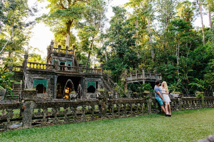 Cairns: Paronella, Lake Barrine & Millaa Millaa Falls Tour - Babinda Boulders, if the clock allows