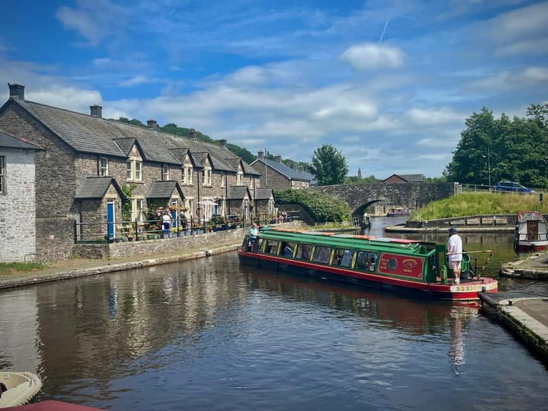 Cardiff: Waterfalls, Mountains & Castles Day Tour - Caerphilly Castle or Castell Coch