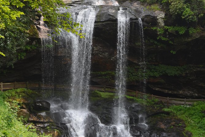 Carolina Waterfalls and Highlands Private VIP Boutique Tour - Starting from Asheville at 9:00 a.m.