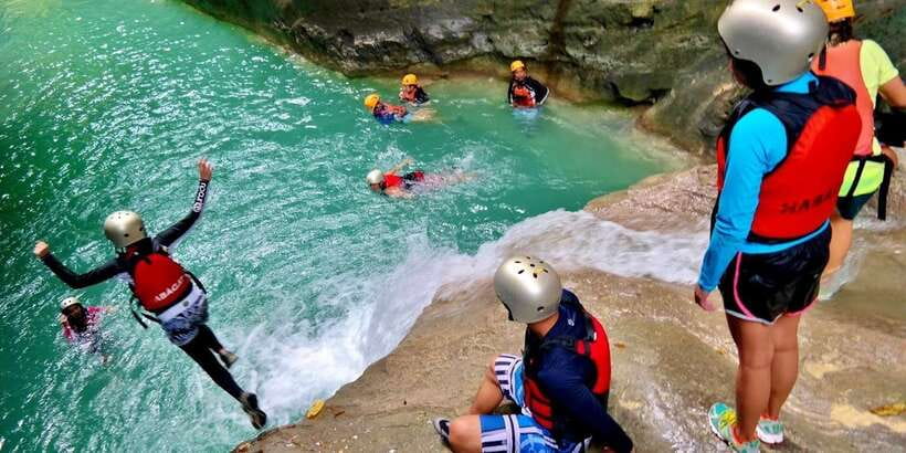 Cebu: Kawasan Falls Canyoneering & Cliff Jump Private Tour - Should you book the Kawasan Falls private tour?