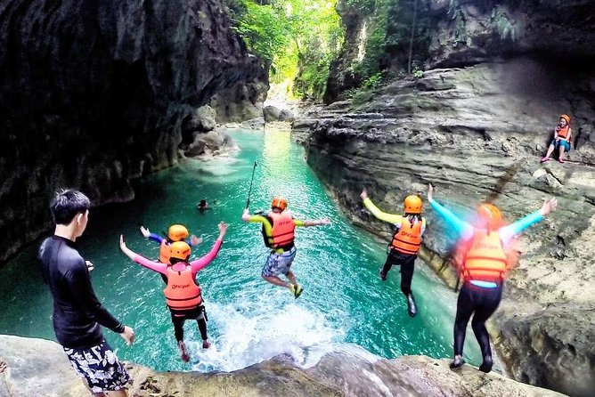 Cebu: Oslob Whale Shark Swimming and Kawasan Falls Canyoneering - Key points before you book
