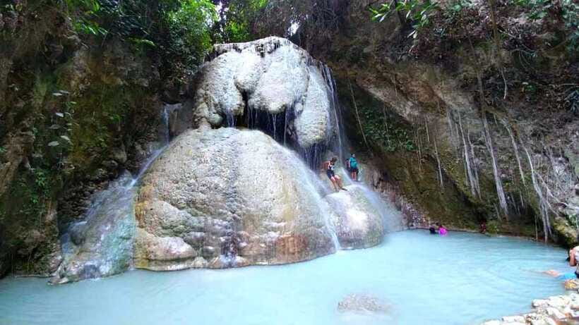 Cebu South Falls: Mantayupan, Kawasan, Inambakan & Aguinid - Inambakan Falls is the active highlight