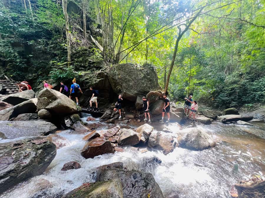 Chiang Mai 2-Day: Trekking, Tubing & Elephant Observation - A full first day in the Mae Taeng countryside