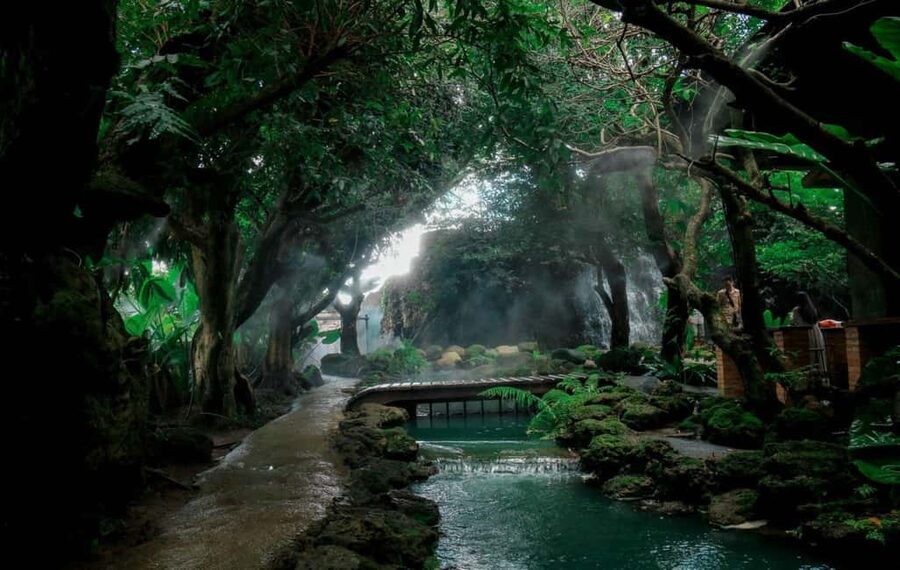 Chiang Mai: Angel Waterfall & Sticky Waterfall & Wat Ban Den - What to pack for the waterfalls