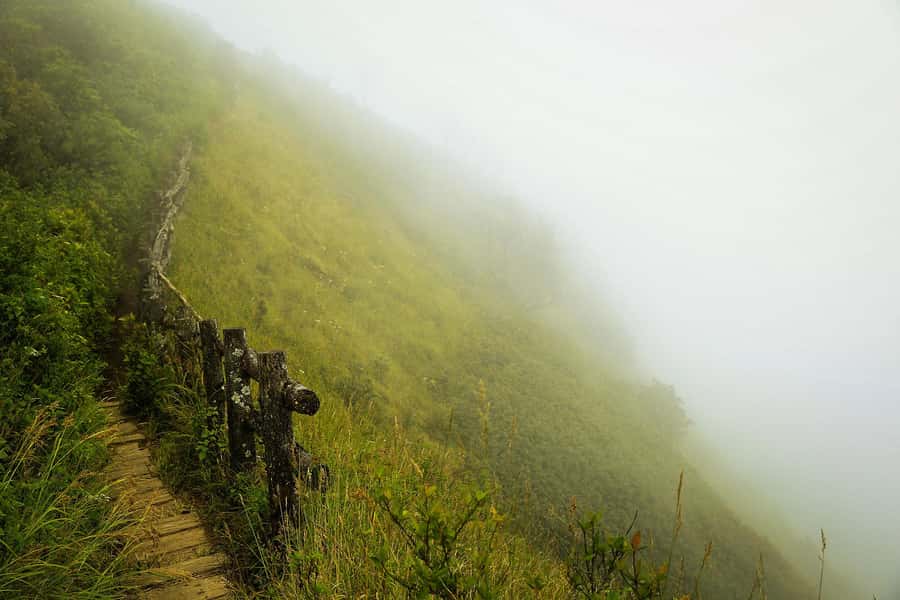 Chiang Mai: Doi Inthanon National Park, Waterfall & Lunch - The summit area and Thailand’s highest point