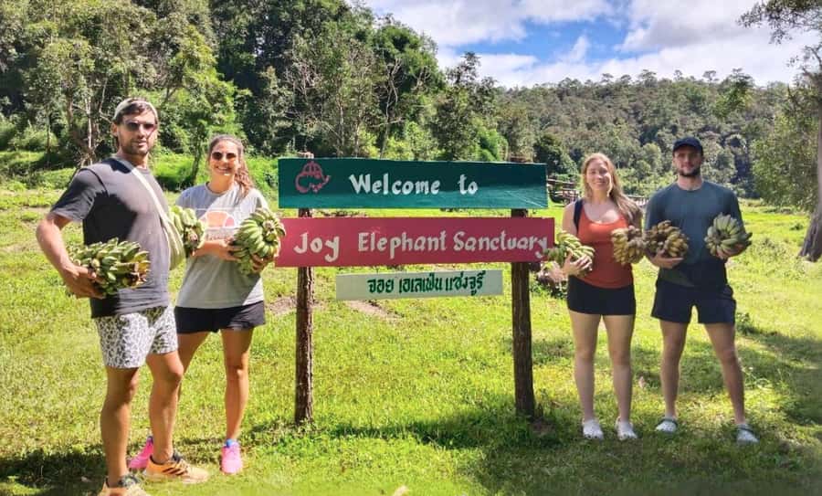 Chiang Mai: Full Day Ethical Elephant Sanctuary & Waterfall - The road from Chiang Mai to Mae Wang