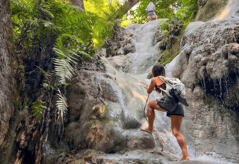 Chiang Mai: Sticky Waterfall, Bua Tong Cave Join Tour - Two and a half hours at the Sticky Waterfall