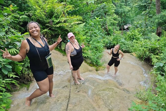 Chiang Mai Sticky Waterfall Dantewada and Banden Temple Tour - Who will enjoy this outing most?