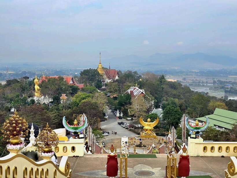 Chiang Mai: Sticky Waterfall scenic loop unseen lake &temple - Group or private: which option makes sense?