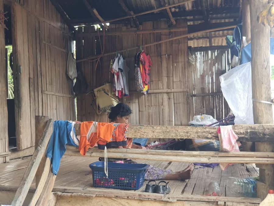 Chiang Rai: 2-Day Jungle Trek only walk with Waterfall - The Lahu village and Pasoet Hot Spring