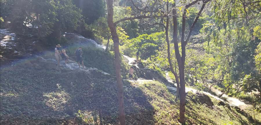 Climb Sticky Waterfall Like Spiderman - Quick take on the Bua Tong climb