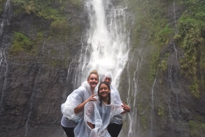 Crossing Island of Tahiti 4x4 Mountain, Waterfall, River, Basins - The bakery stop and lunch value
