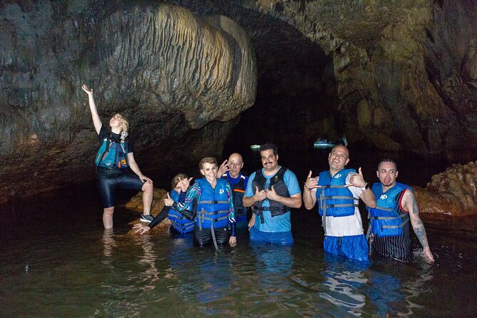 Cueva del Indio and Charco Azul Cave and Waterfall Adventure - What the guide and group size add