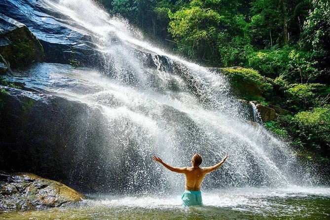 Cultural and Nature Escape: Batu Caves, Waterfalls & Hot Springs - Batik printing at Jadi Batek Gallery