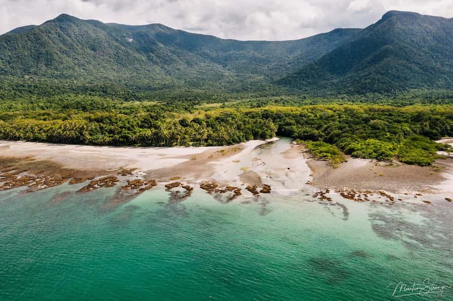 Daintree Rainforest: Magic Waterfall Walk with Lunch & Swim - What the weather and insects mean