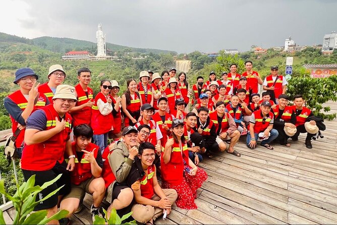 Dalat's countryside|Coffee Plantations Tour beyond Elephant falls - Picking cherries at the Tam Trinh farm