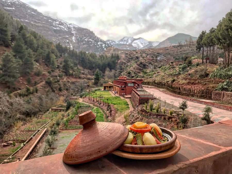 Day Trip Atlas Mountains and Berber Villages with Waterfalls - Walking through Berber villages and the Imnan Valley