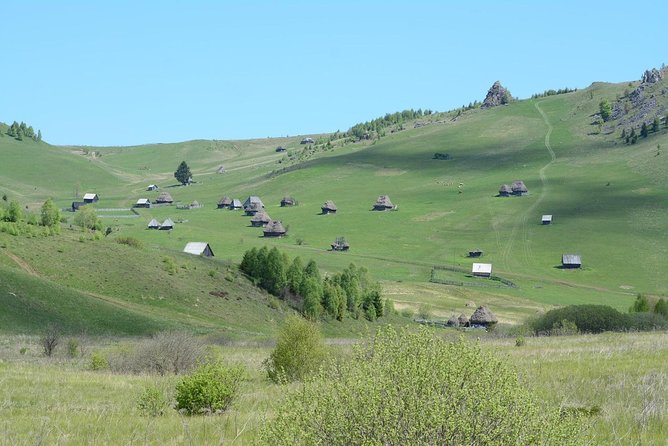 Discover Apuseni Mountains - Scarita Summit,Sipote Waterfall and Dumesti Village - Sipote Waterfall and Dumesti Village
