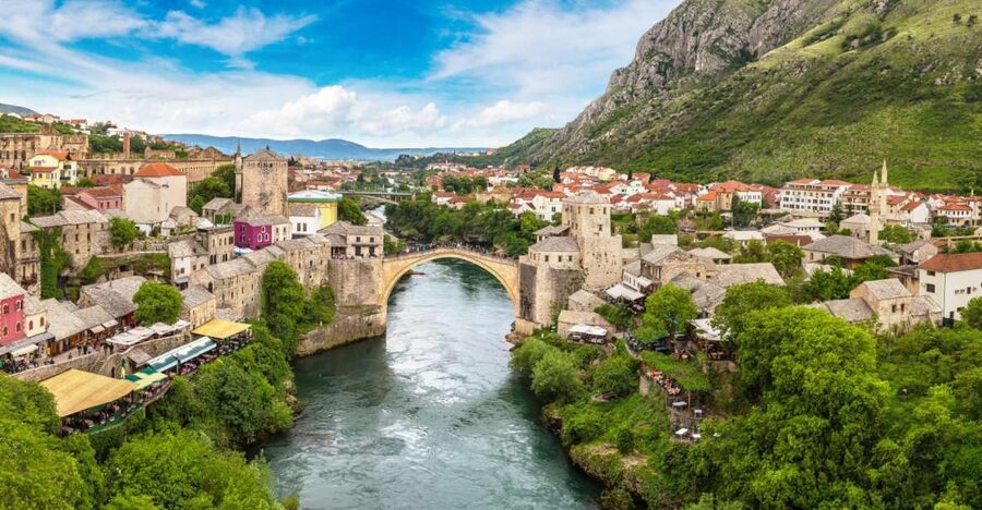 Dubrovnik: Kravica Waterfalls, Mostar and Pocitelj Day Trip - The morning drive from Dubrovnik across the border