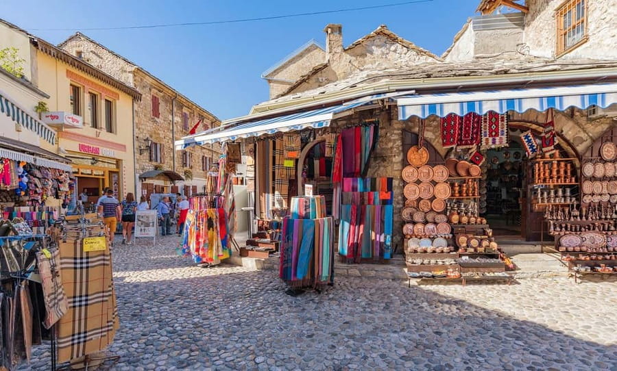 Dubrovnik: Mostar & Kravica Waterfalls Day Trip - The guides and the feel of the group