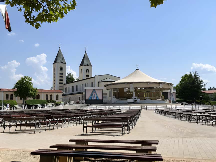 Dubrovnik: Private Tour to Međugorje and Kravice Waterfalls - What the private vehicle changes