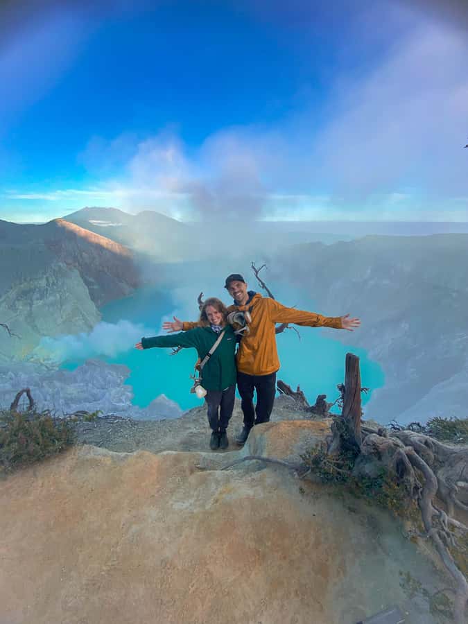 East Java: 3D2N Ijen Crater, Bromo, & Tumpak Sewu Waterfall - Choose your starting point carefully