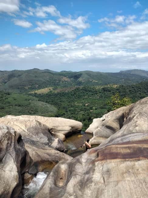 Ella: All-Inclusive Diyaluma and Ravana Waterfalls Day Tour - Why this waterfall day works so well