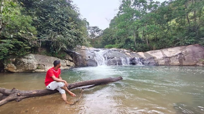 Ella: All-Inclusive Diyaluma and Ravana Waterfalls Day Tour - Ravana Falls, an easy first stop