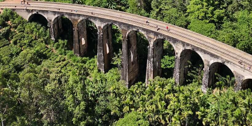Ella: Little Adam's Peak, Nine Arches Bridge & Waterfalls - The secret waterfall is the best place to cool off