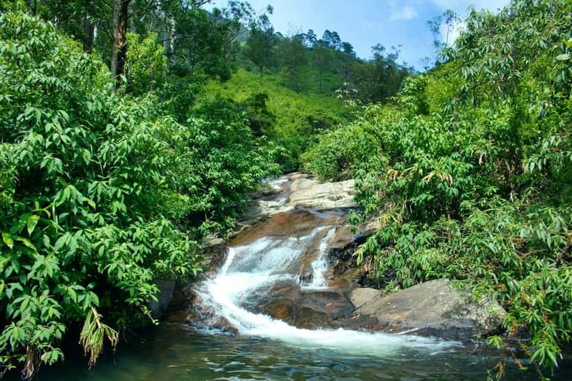 Ella: Waterfall hunting Hike to Bambarakanda and Lanka Falls - Bambarakanda Falls, Sri Lanka’s tallest waterfall