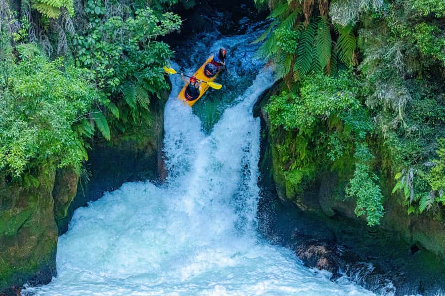 Epic Tandem Kayak Tour down the Kaituna River Waterfalls - Meeting Tutea Falls head-on