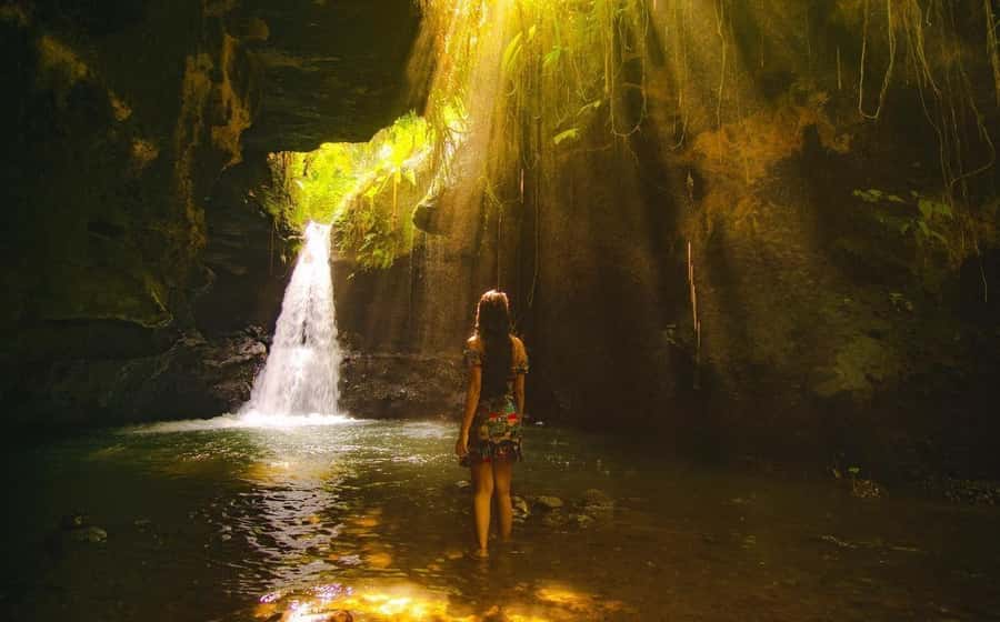 Exclusive Tetebatu: Waterfall, Rice Fields, Monkey & Weaving - Air Terjun Sarang Walet and a possible swim